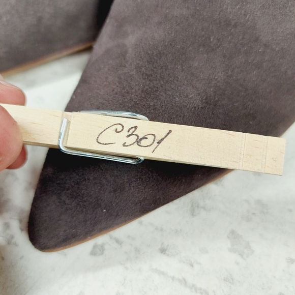 Elegant Brown Suede Women's Heels - Picture 13 of 13